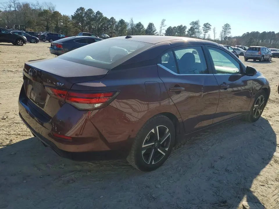 2024 NISSAN SENTRA SV  