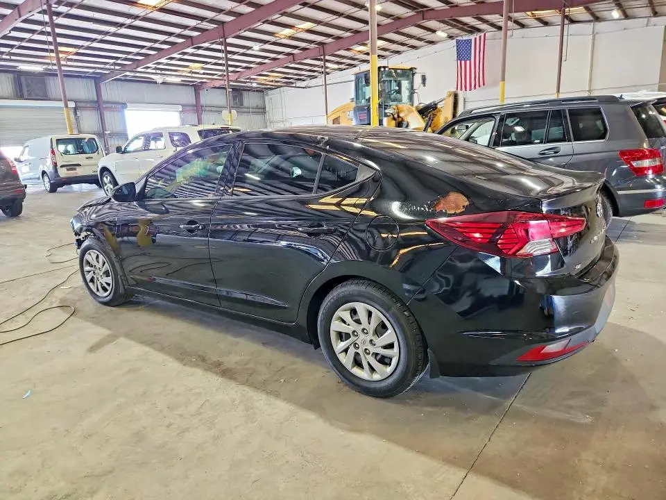2020 HYUNDAI ELANTRA SE  