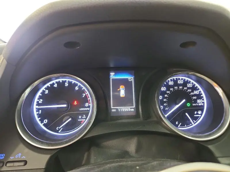 2019 TOYOTA CAMRY   