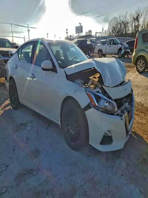 2019 NISSAN ALTIMA S  