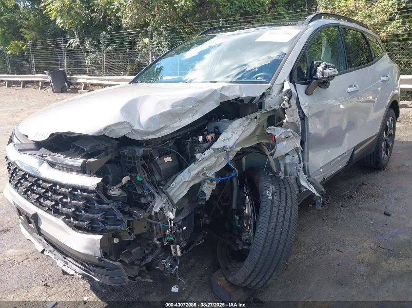 2023 KIA SPORTAGE X-LINE