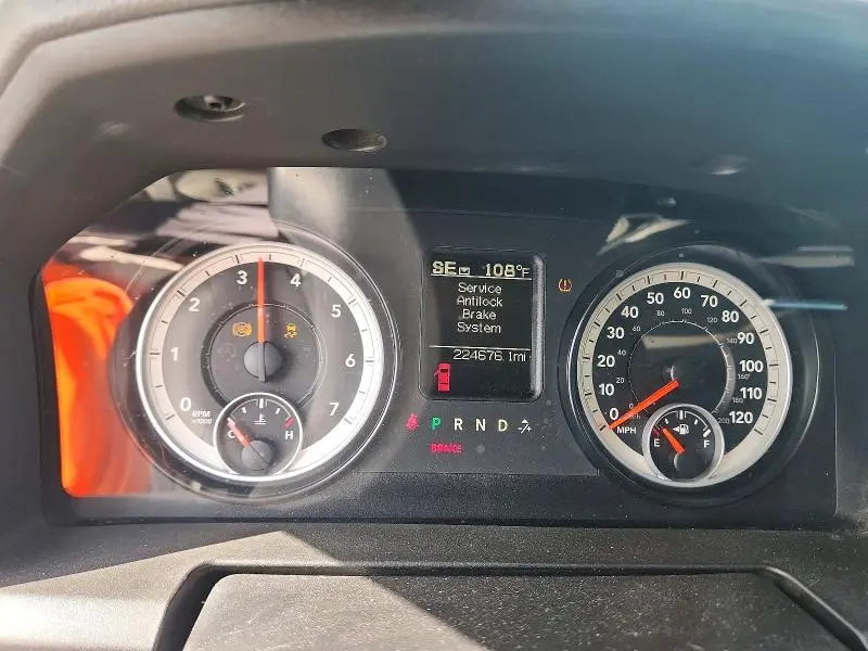 2014 RAM 1500 SLT  