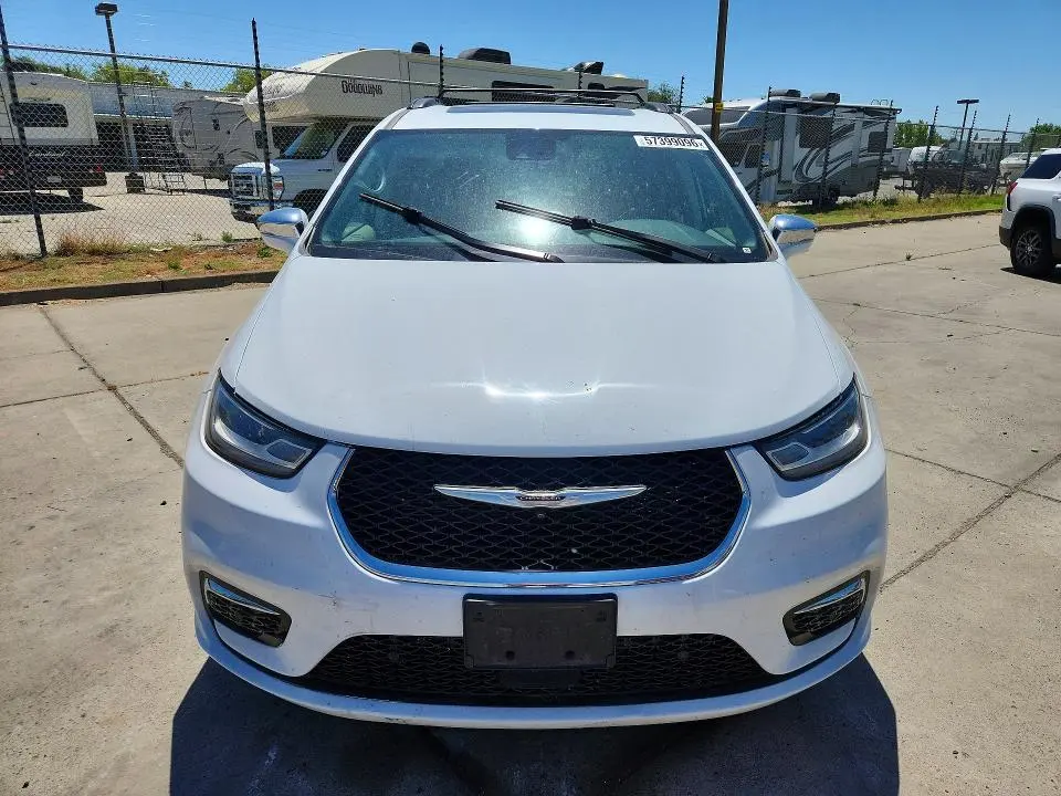 2022 CHRYSLER PACIFICA LIMITED  