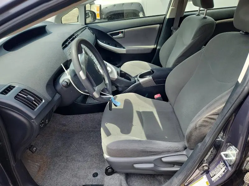 2013 TOYOTA PRIUS TWO  