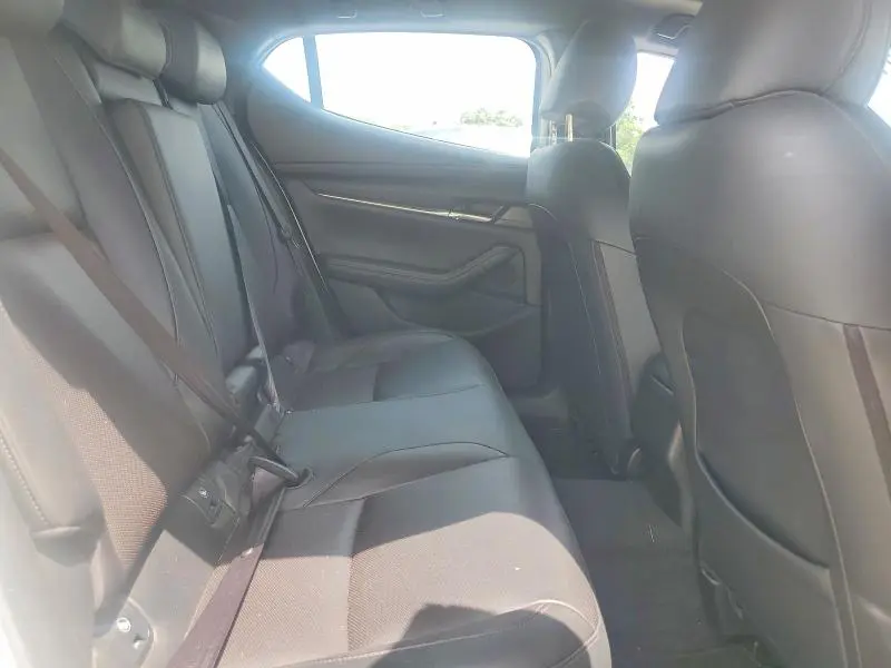 2022 MAZDA 3 PREMIUM  