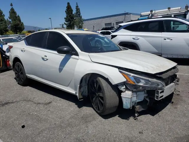 2022 NISSAN ALTIMA SR  