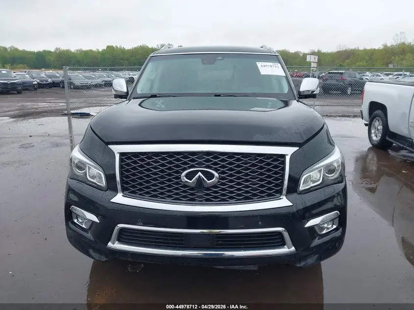 2017 INFINITI QX80  