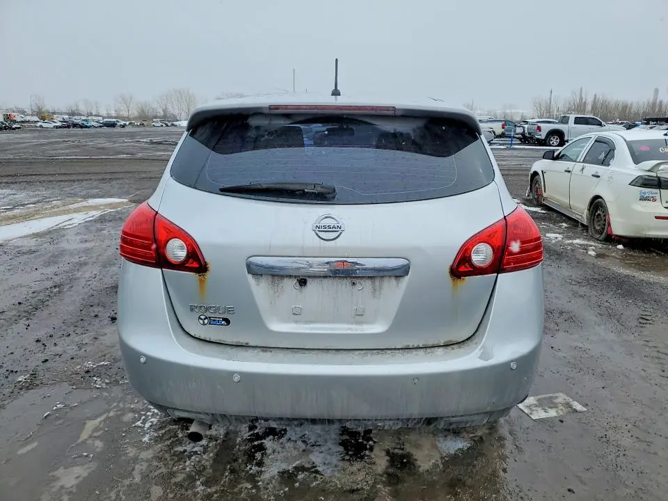 2013 NISSAN ROGUE S  