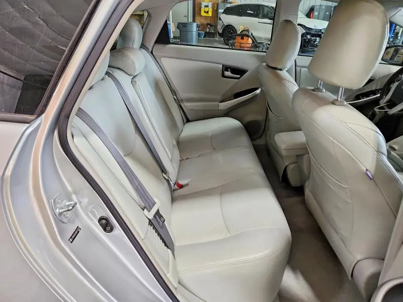 2010 TOYOTA PRIUS II  