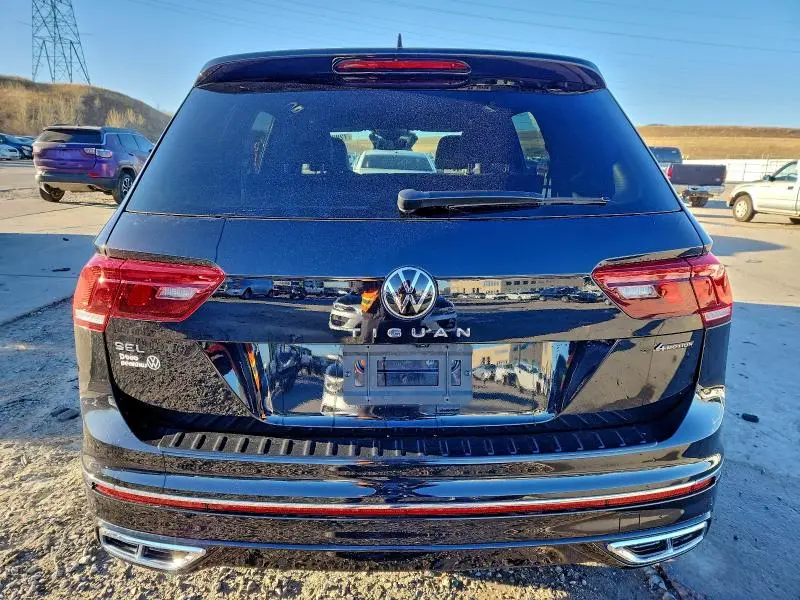 2023 VOLKSWAGEN TIGUAN SEL R-LINE BLACK  