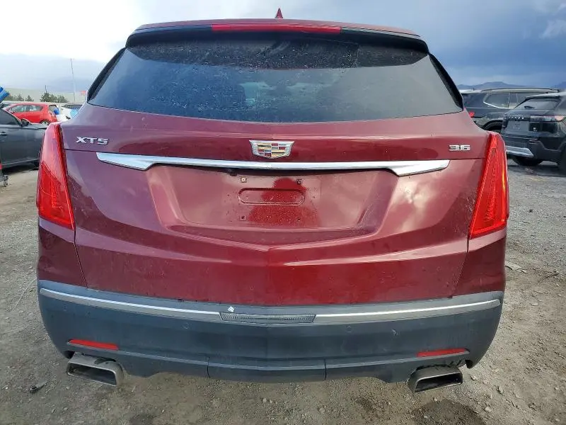 2018 CADILLAC XT5   