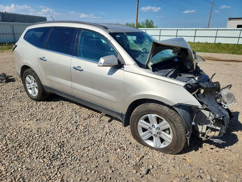 2014 CHEVROLET TRAVERSE LT  