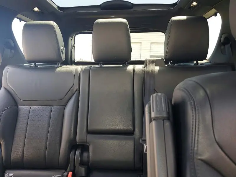 2020 LAND ROVER DISCOVERY SE  