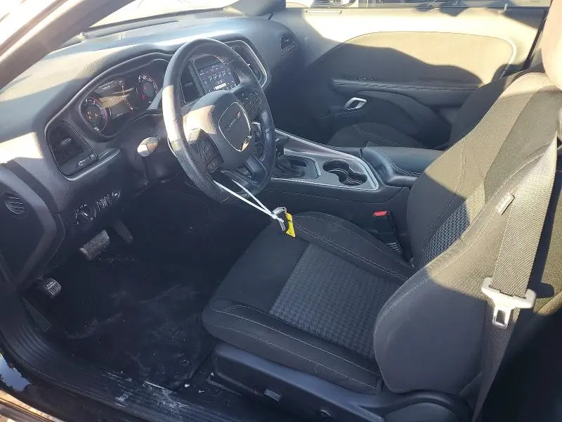 2021 DODGE CHALLENGER SXT  