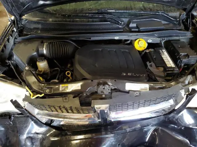 2014 DODGE GRAND CARAVAN SE  