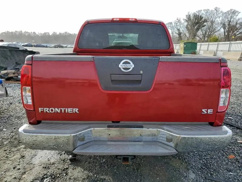 2010 NISSAN FRONTIER CREW CAB SE  