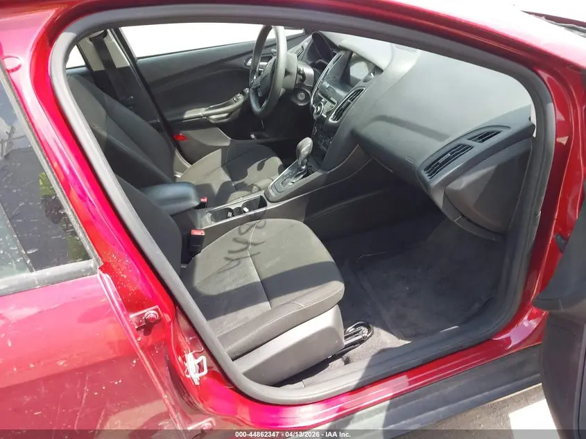 2017 FORD FOCUS SEL