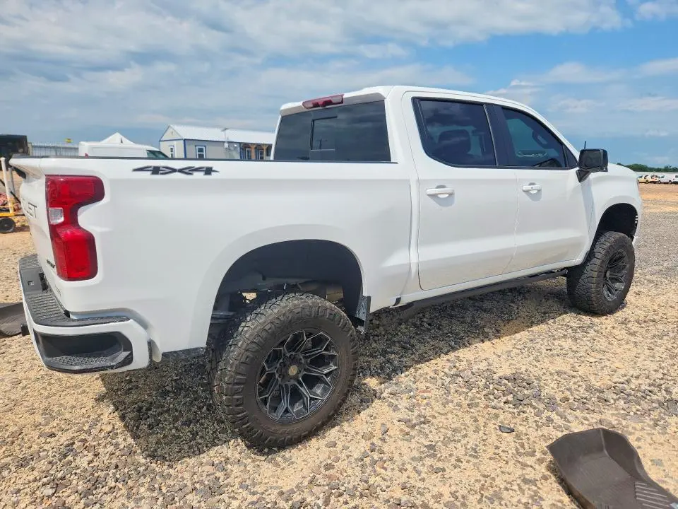 2025 CHEVROLET SILVERADO K1500 RST  