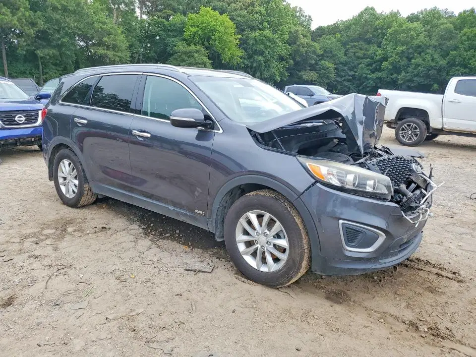 2018 KIA SORENTO LX  