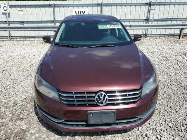 2013 VOLKSWAGEN PASSAT SE  