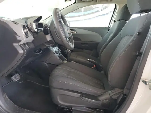 2016 CHEVROLET SONIC LT  