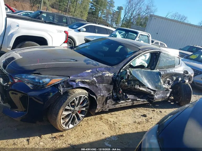 2020 KIA STINGER GT