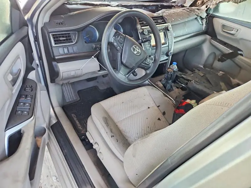2015 TOYOTA CAMRY LE  