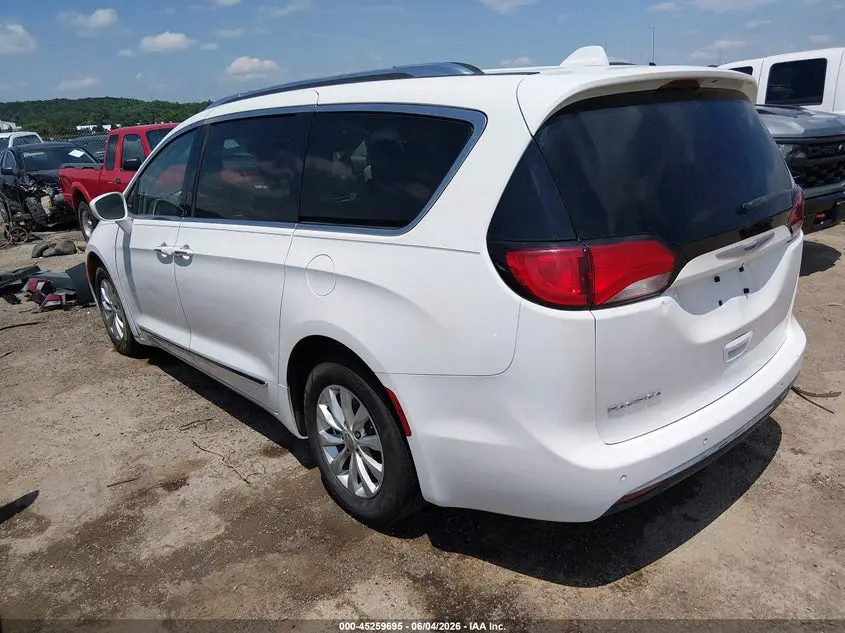 2019 CHRYSLER PACIFICA TOURING L