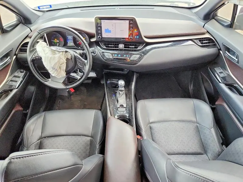 2019 TOYOTA C-HR LIMITED  