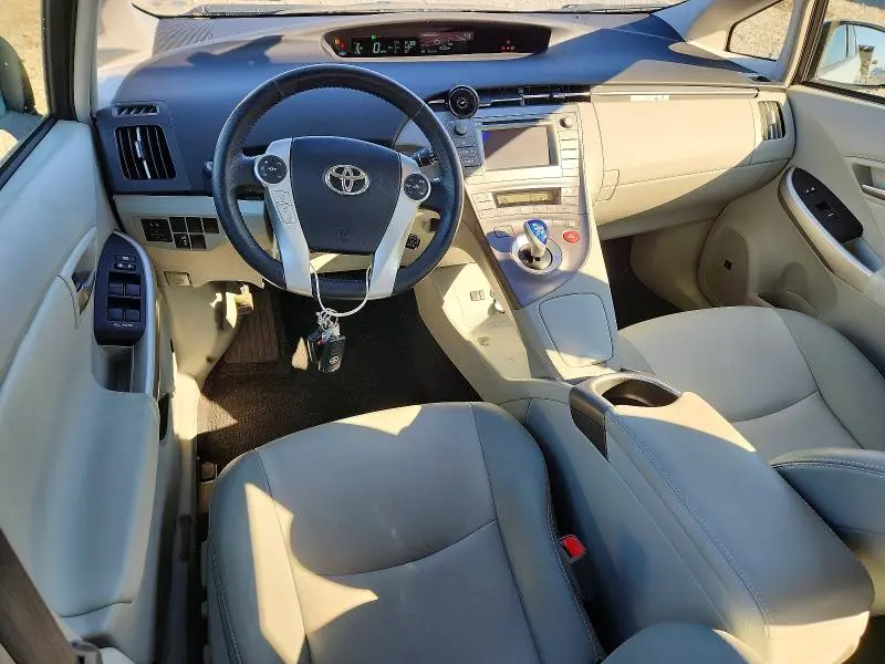 2015 TOYOTA PRIUS   