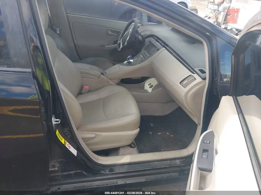 2011 TOYOTA PRIUS THREE