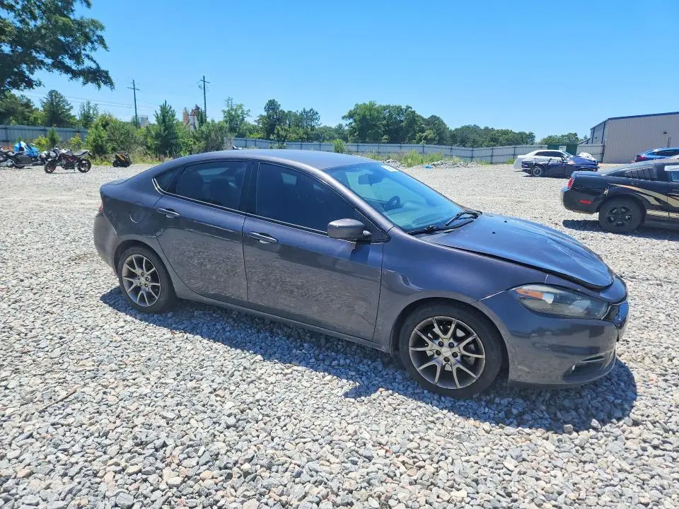 2015 DODGE DART SXT  