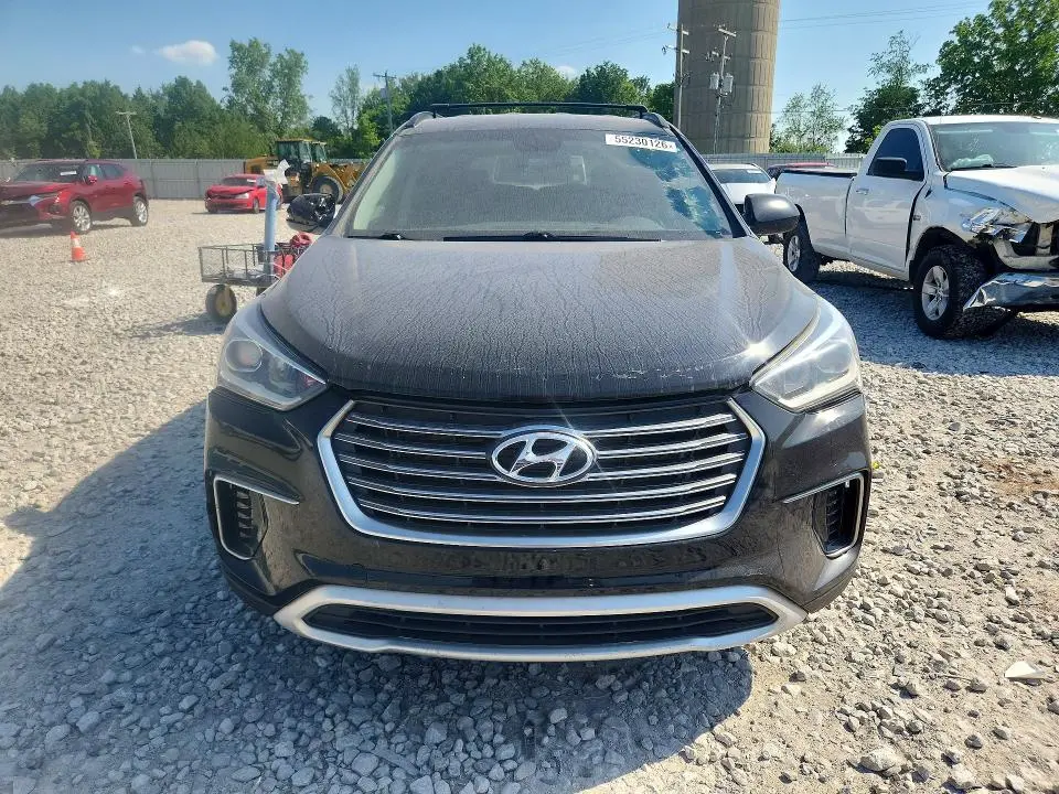 2017 HYUNDAI SANTA FE SE  