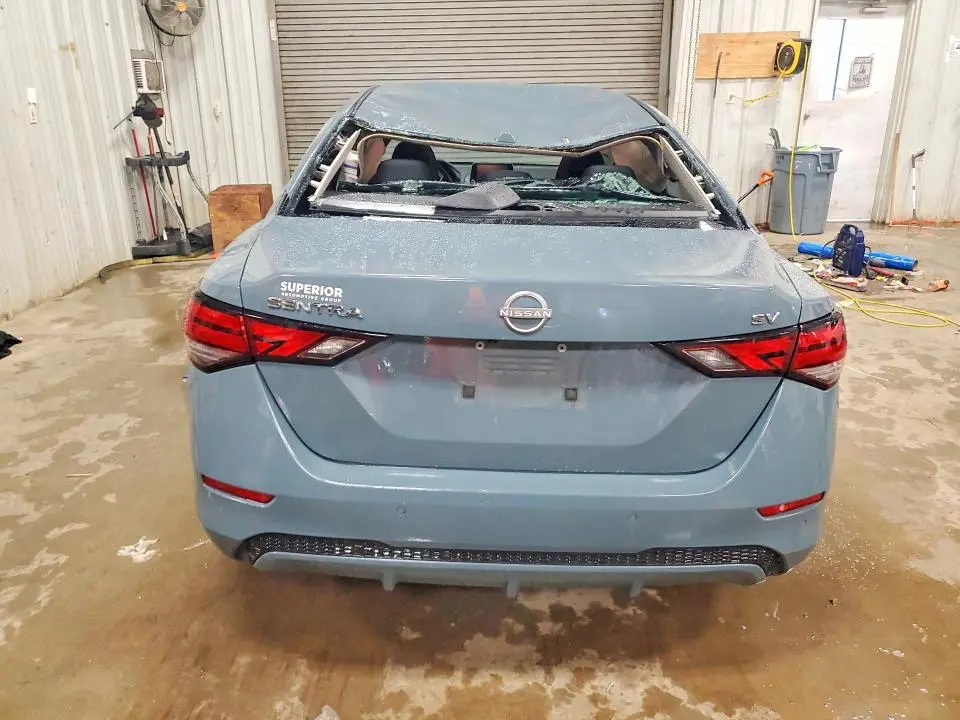 2024 NISSAN SENTRA SV  