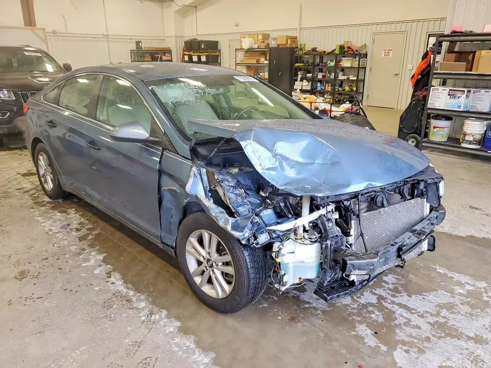 2017 HYUNDAI SONATA SE  