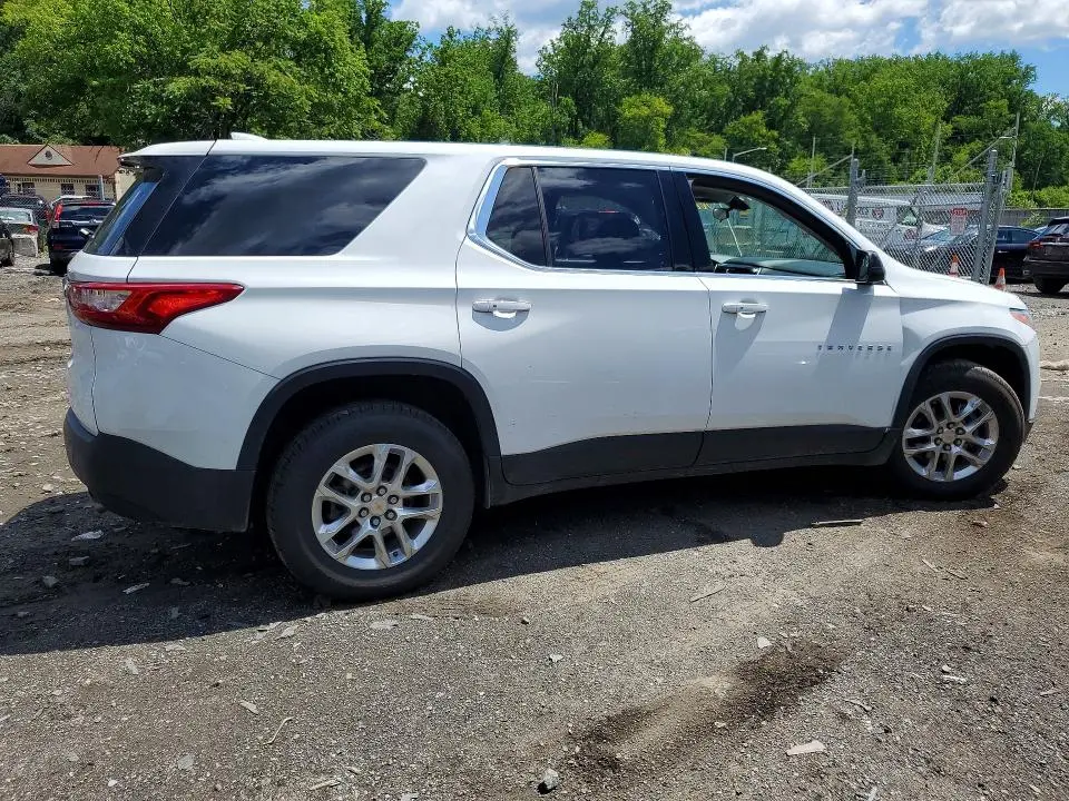 2021 CHEVROLET TRAVERSE LS  
