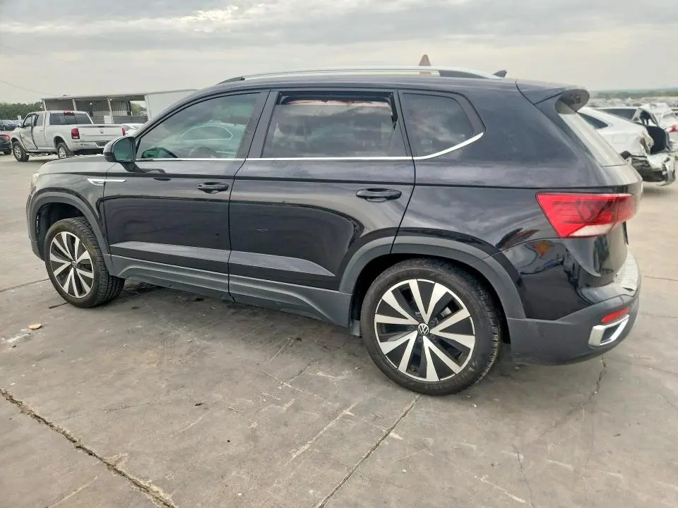 2022 VOLKSWAGEN TAOS SE  