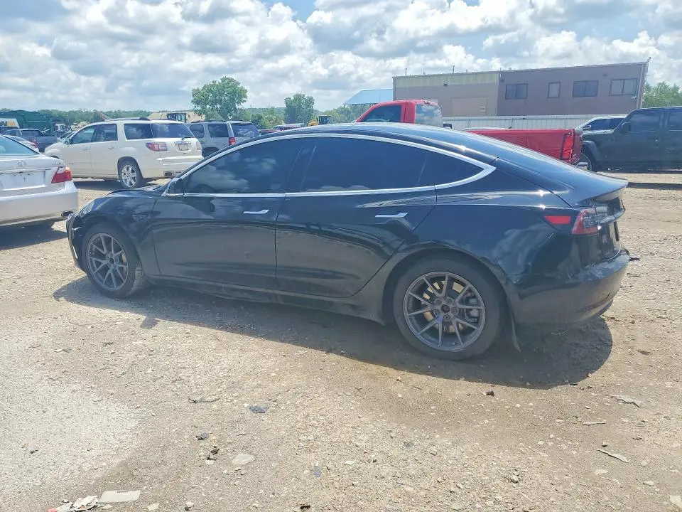 2018 TESLA MODEL 3   