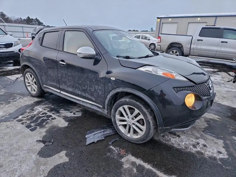 2014 NISSAN JUKE S  