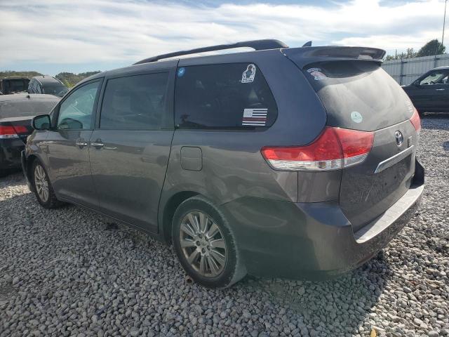 2011 TOYOTA SIENNA XLE