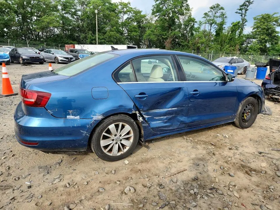 2016 VOLKSWAGEN JETTA SE  