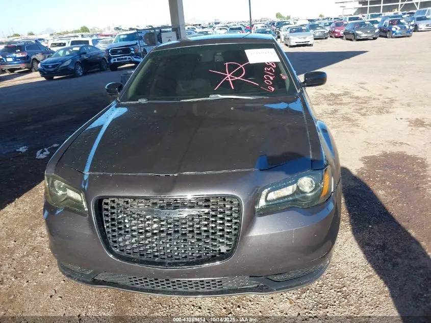 2019 CHRYSLER 300 TOURING