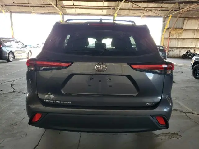 2021 TOYOTA HIGHLANDER L  