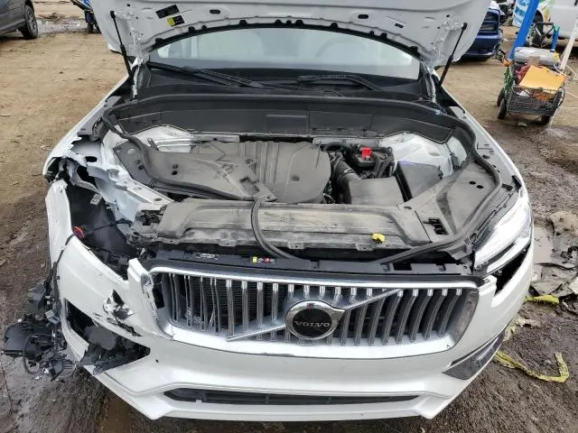 2024 VOLVO XC90 CORE  