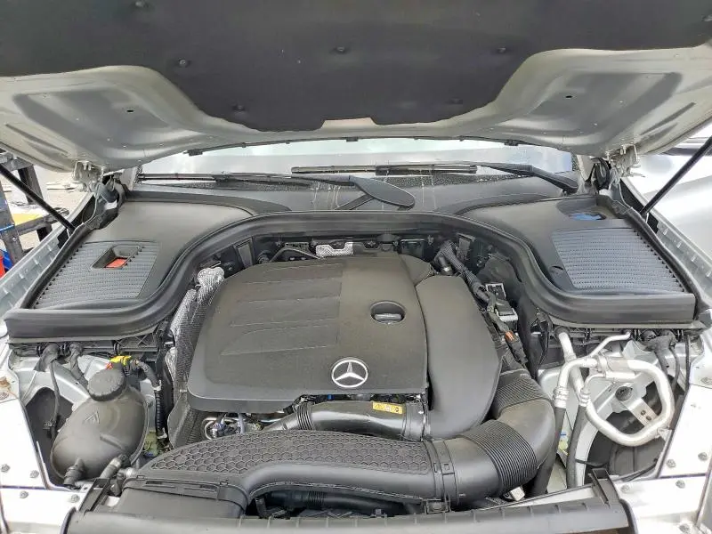 2020 MERCEDES-BENZ GLC 300  