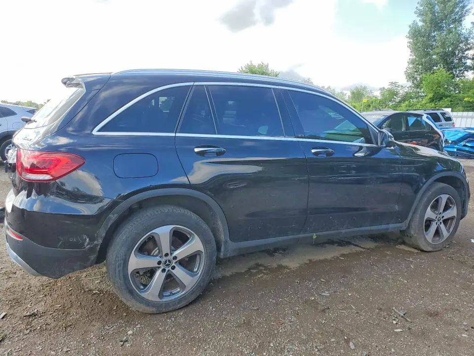 2022 MERCEDES-BENZ GLC 300 4MATIC  