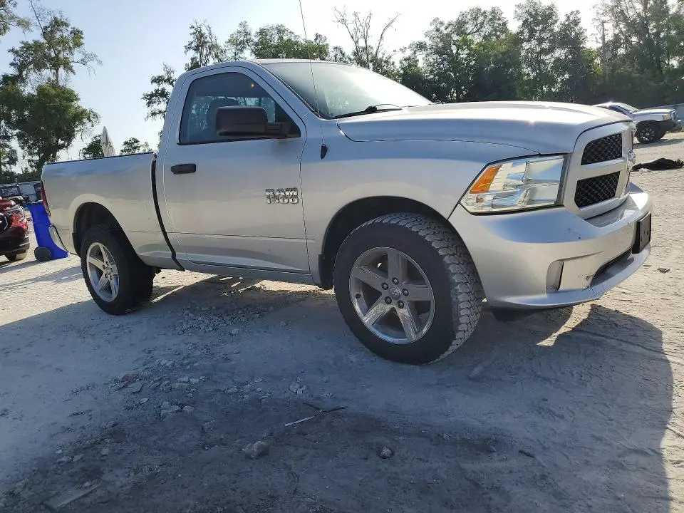 2015 RAM 1500 ST  