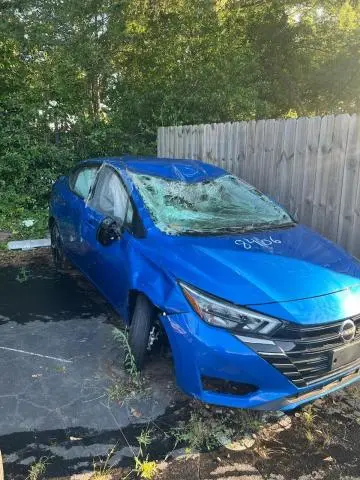 2024 NISSAN VERSA SR
