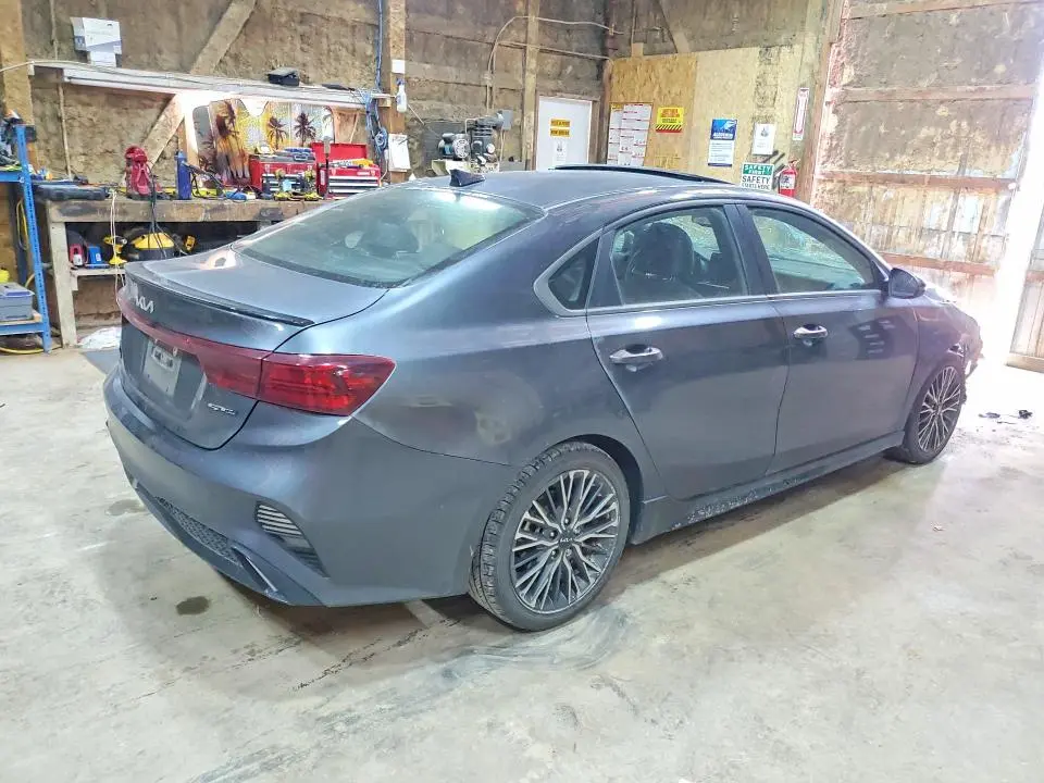 2023 KIA FORTE GT LINE  