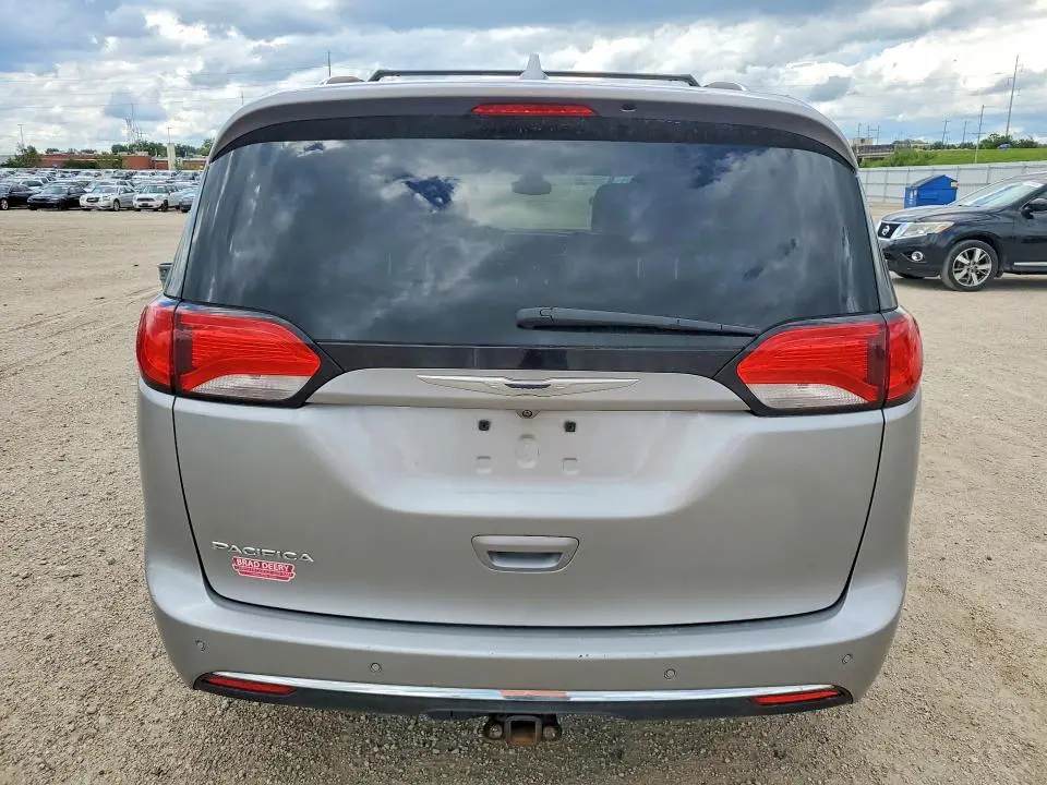2017 CHRYSLER PACIFICA TOURING L PLUS  